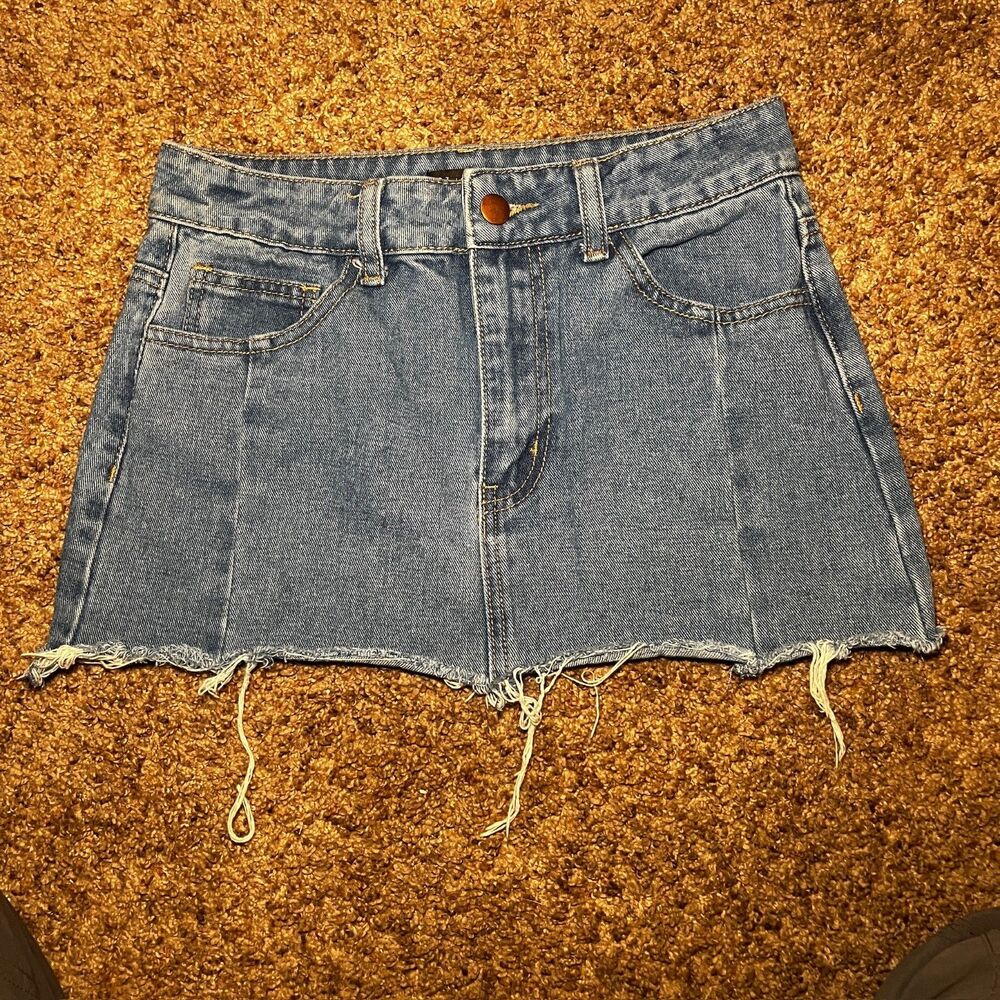 BBJ Los Angeles Size S Denim Jean Mini Skirt With Distressed Frayed Raw Hem